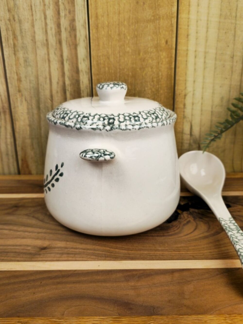 Vintage Corelle Stoneware Green Heart Covered Soup Tureen Been Pot with Ladle - Picture 8 of 11